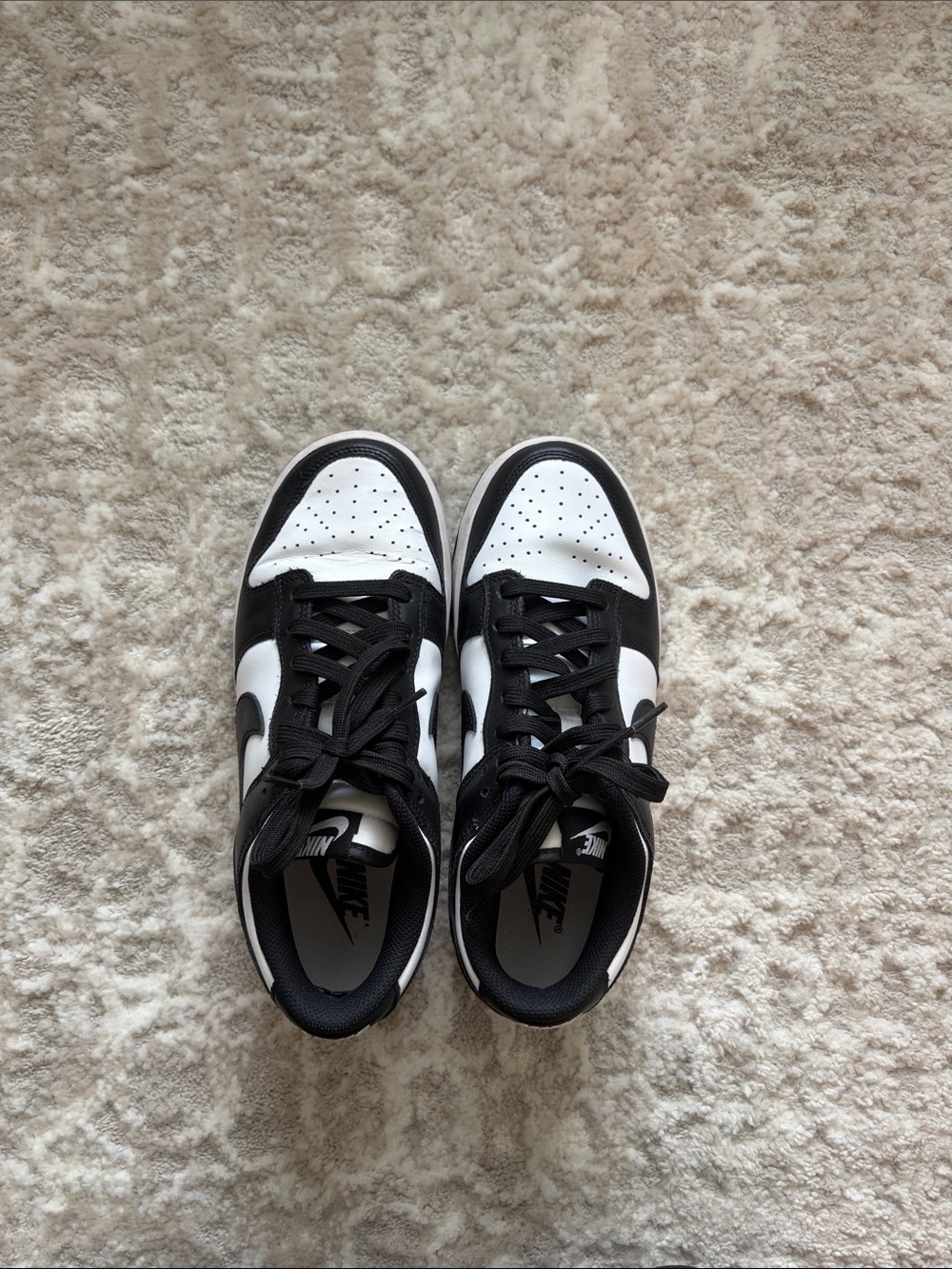Nike Black and White Low-Top Sneakers - Picture 3 of 5